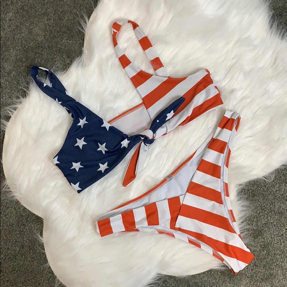 AMERICAN FLAG BIKINI (TOP/BOTTOM)